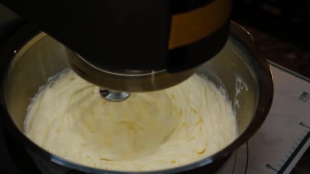 Slow Motion Beaten Egg Cream Whites Frothy Whipped Egg Whites — 图库视频影像