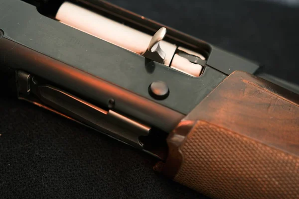 Closeup Shotgun Shutter Hunting Semi Automatic Shotgun Wooden Butt Dark — Stockfoto
