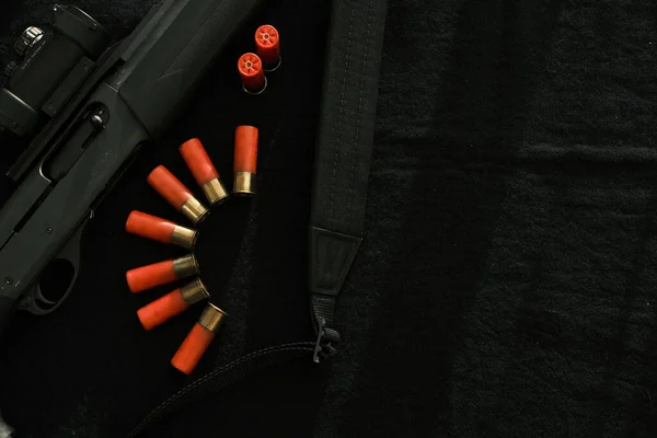 Fegyver Fekete Ruhán Puska Lövedék Felülnézet Top Kilátás Puska Kagyló — Stock Fotó