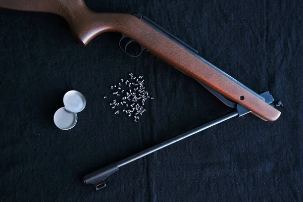 Rifle Gun Breken Twee Met Lucht Pellets Voor Jacht Doek — Stockfoto