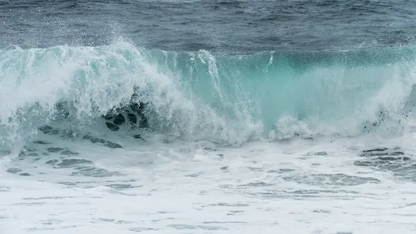 Vlny Atlantickém Oceánu Gran Canaria — Stock fotografie