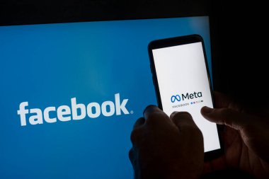 Kaliforniya, Birleşik Devletler. 28 Ekim 2021: Meta, Facebook marka yenileme kavramı. Meta logosu. Metastaza geçiş ve değişim