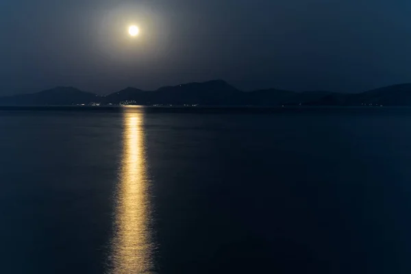 Noite Tranquila Baía Hermioni Península Peloponeso — Fotografia de Stock