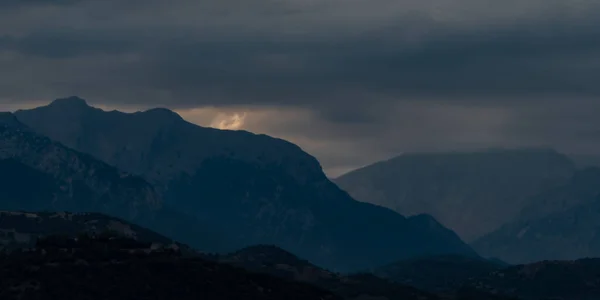 Crepúsculo Centro Península Peloponeso Perto Cidade Kalamata Com Vista Para — Fotografia de Stock