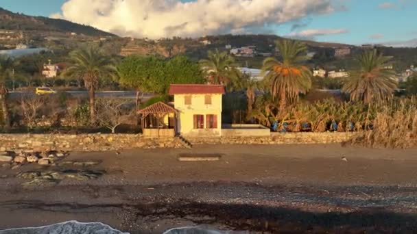 Old House Beach Aerial View — Stock video