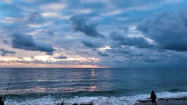 Cloudy Blue Sunset at Sea Turkey Alanya 4 K