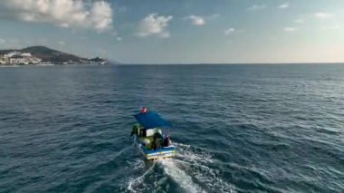 Bu günbatımında destansı bir renk