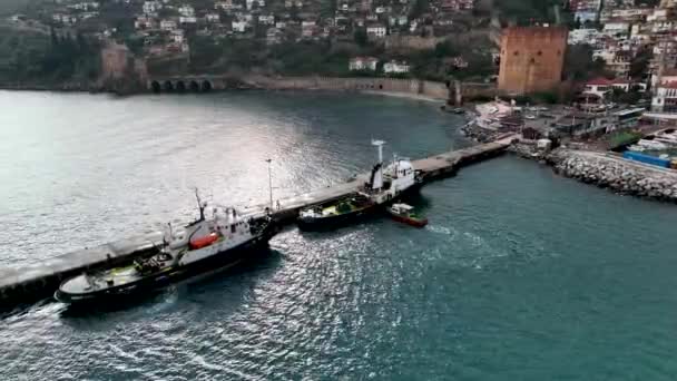 Vontatóhajó Kikötőbe Ipari Hajó — Stock videók