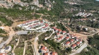 Dağlarda villa kompleksi