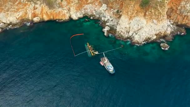Navio Recreio Afundou Numa Tempestade Filmada Num Drone — Vídeo de Stock