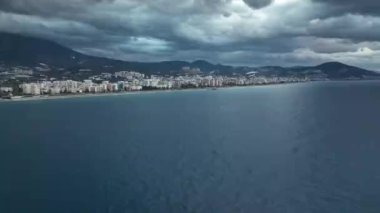 Cloudy sunset at sea