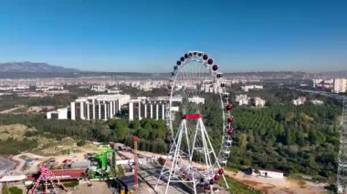 Antalya 'da Dönme Dolap Türkiye Hava Görüntüsü 4 K