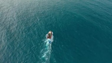 Römorkör gemisi liman havalimanı Türkiye Alanya 'ya yelken açtı