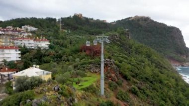 Dağ manzarasına tırman