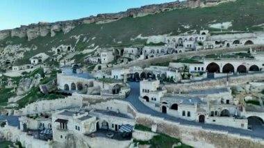 Muhteşem bir manzara. Kapadokya Türkiye 'nin popüler bir turizm beldesi