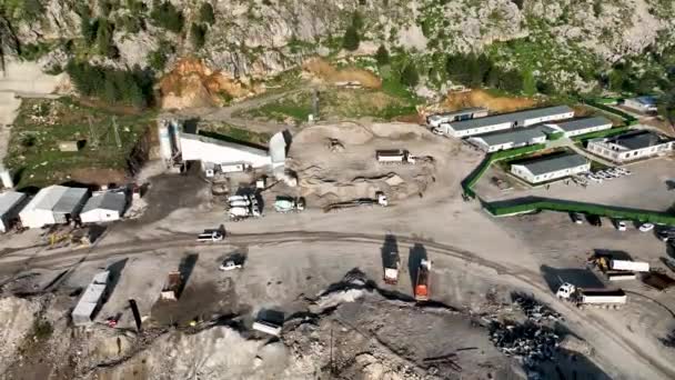 Développement Tunnels Dans Les Montagnes — Video