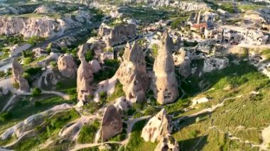 Kapadokya 'nın Kozmik Manzarası