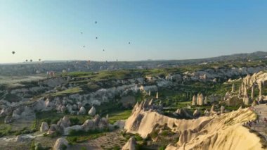 Kapadokya 'nın Kozmik Manzarası