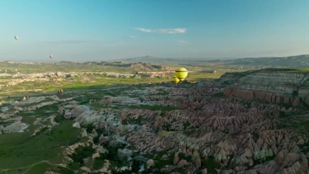 Hava Manzaralı Sıcak Hava Balonları Ünlü Kapadokya Kenti Türkiye — Stok video