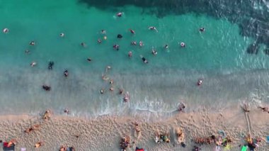 Denizin gök mavisi Türkiye Alanya
