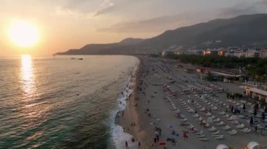 Denizin gök mavisi Türkiye Alanya