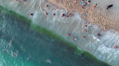 Denizin gök mavisi Türkiye Alanya