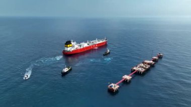 Gaz tankeri deniz manzaralı 4 K Türkiye Alanya 'ya doğru yola çıktı