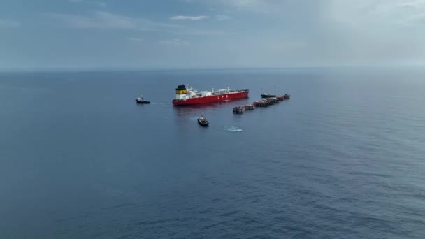ガスタンカーは 海の航空ビューに出航4 Kトルコ Alanya — ストック動画
