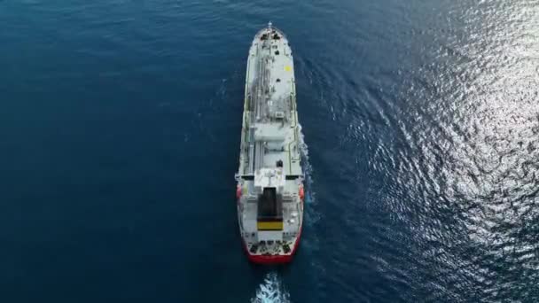 Таблетки Допомагають Газовим Танкерам Вийти Море — стокове відео