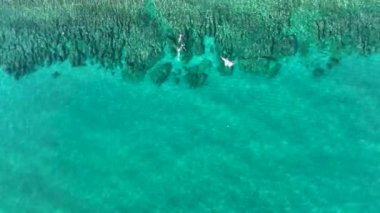 Muhteşem gök mavisi deniz dokusu