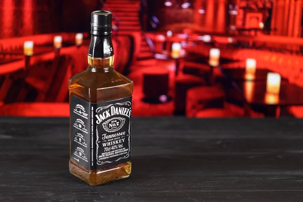 Kharkov Ukraine Februar 2021 Jack Daniels Whiskeyflasche Auf Holztisch Mit — Stockfoto