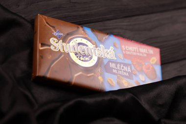 KHARKIV, UKRAINE - NOVEMBER 3, 2021: Studentska çikolatası Orion tarafından üretilen popüler bir Çek çikolatasıdır.