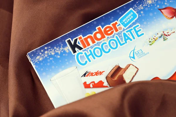 Kharkiv Ucrânia Dezembro 2021 Kinder Chocolate Lanche Sobremesa Para Crianças — Fotografia de Stock
