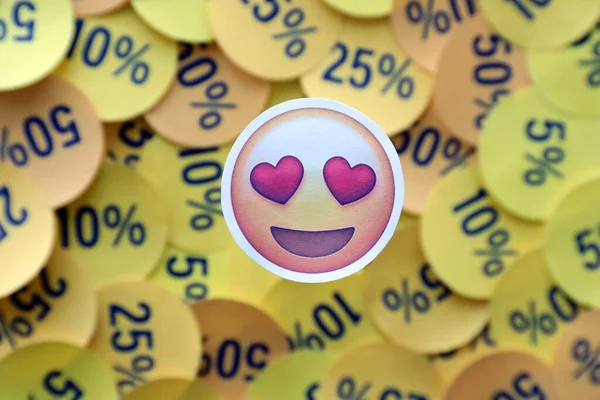 Ternopil Ukraine April 2022 Love Emoji Klistermärke Stora Mängder Gula — Stockfoto