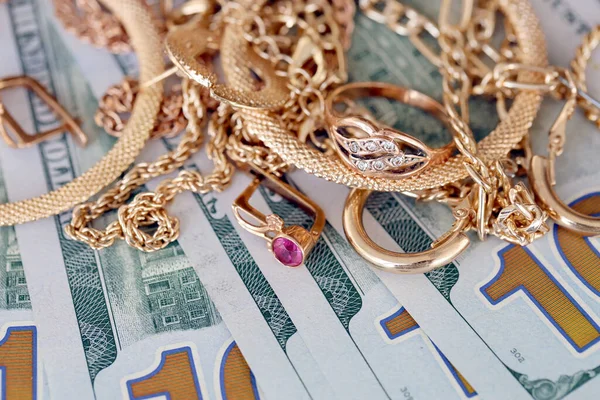 Many Expensive Golden Jewerly Rings Earrings Necklaces Big Amount Dollar — Foto de Stock