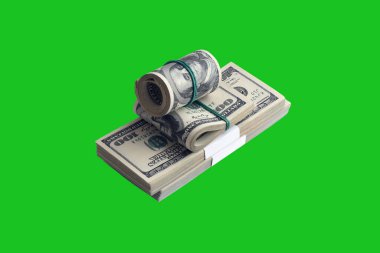 Krom anahtar yeşili üzerinde izole edilmiş bir deste Amerikan doları. Tasarım objesi olarak mükemmel yeşil maske üzerinde yüksek çözünürlüklü Amerikan parası paketi
