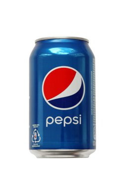 TERNOPİL, UKRAINE - 28 Mayıs 2022: soğuk Pepsi içeceği beyaz arka planda. Pepsi 1893 yılından beri PepsiCo tarafından üretilen bir karbonatlı meşrubattır.