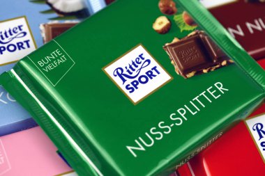KHARKIV, UKRAINE - 8 Aralık 2020: Ritter Spor Çikolata Ürünü. Ritter Spor şirketi 1912 yılında Almanya 'nın Stuttgart-Bad Cannstatt kentinde kuruldu.