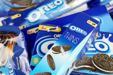KHARKIV, UKRAINE - FEBRUARY 14, 2021: Oreo original and thins crispy cookies packs. The brand Oreo is owned by american company Mondelez international