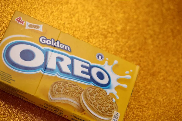 Ternopil Ukraine Μαΐου 2022 Χρυσό Τραγανό Κουτί Μπισκότων Oreo Μάρκα — Φωτογραφία Αρχείου