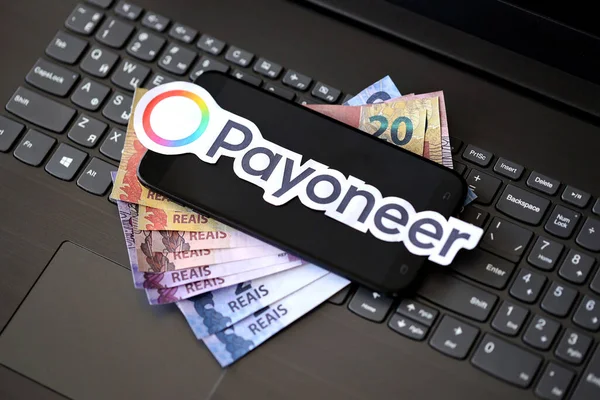 Ternopil Ukraine September 2022 Payoneer Paper Logotype Lies Black Laptop — Stockfoto