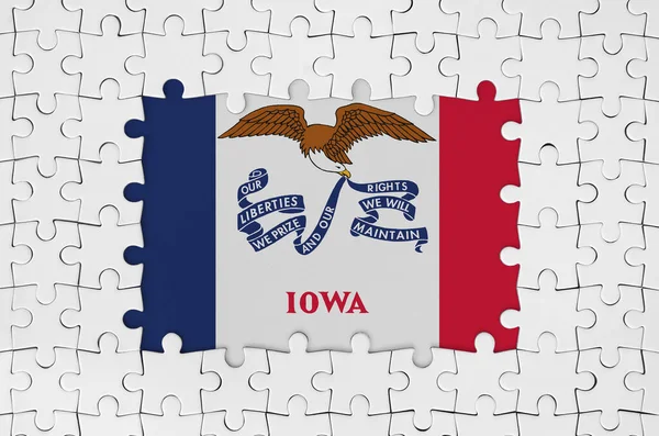 Iowa Amerikaanse Vlag Frame Van Witte Puzzelstukjes Met Ontbrekende Centrale — Stockfoto