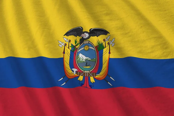 Bandera Ecuador Con Grandes Pliegues Ondeando Cerca Bajo Luz Del —  Fotos de Stock