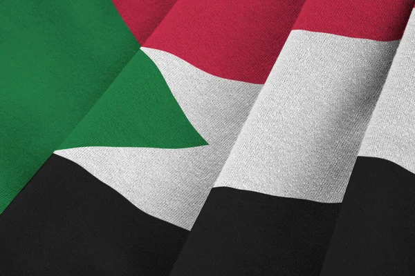 Суданский Флаг Большими Складками Размахивающими Близко Студийным Освещением Помещении Официальные — стоковое фото