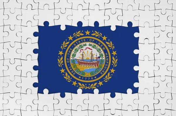 New Hampshire Flaga Stanu Ramach Białych Elementów Układanki Brakującymi Częściami — Zdjęcie stockowe