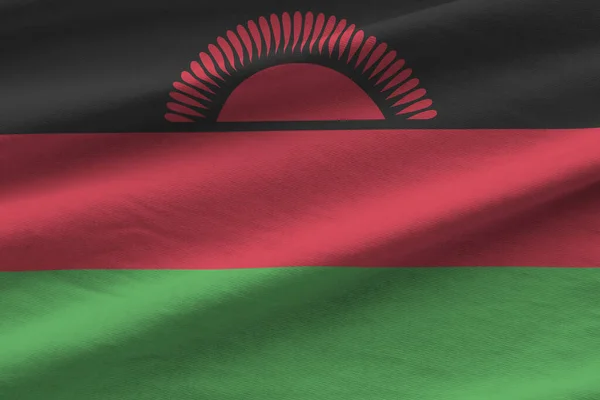 Bandera Malawi Con Grandes Pliegues Ondeando Cerca Bajo Luz Del — Foto de Stock