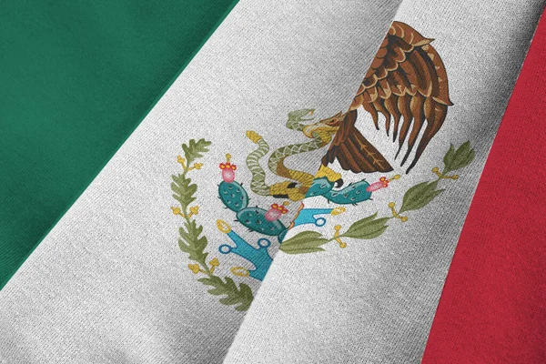 Mexiko Flagga Med Stora Veck Viftar Tätt Studion Ljus Inomhus — Stockfoto