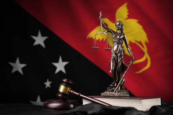Papua New Guinea Flag Statue Lady Justice Constitution Judge Hammer — Stock Photo, Image