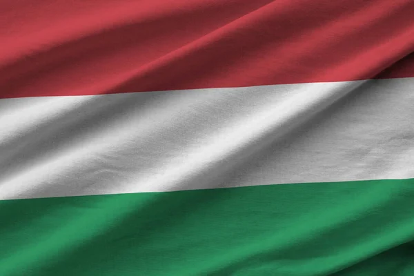 Ungarn Flagge Mit Großen Falten Die Großaufnahme Unter Dem Studiolicht — Stockfoto