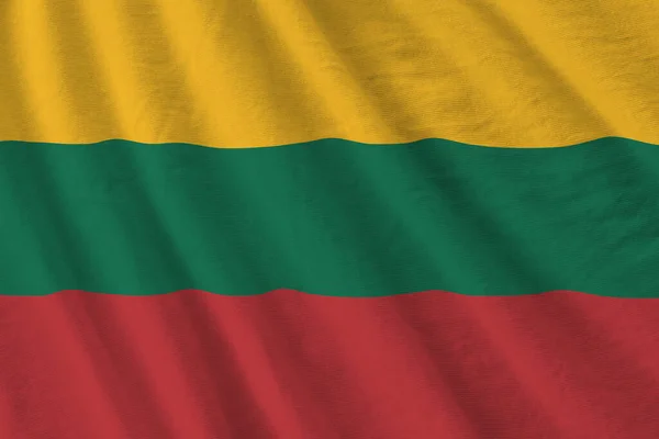 Lituania Bandiera Con Grandi Pieghe Sventolando Vicino Sotto Luce Studio — Foto Stock